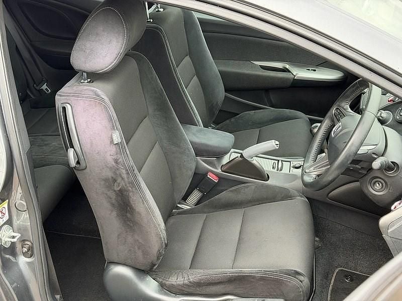 Begagnad Honda Civic Type S 2010 Silver Halvkombi