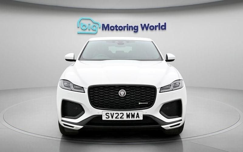 Used Jaguar F-Pace R-Dynamic 204 HP (150 kW) 2024 SUV