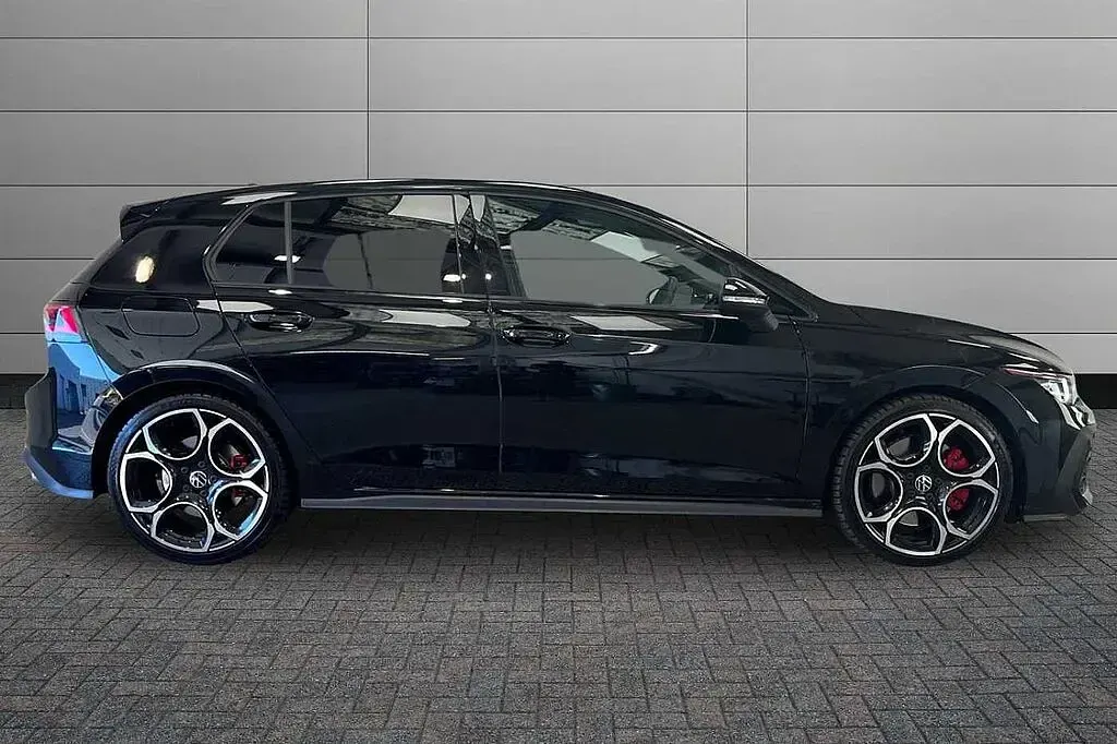 Used VW Golf VIII GTI 261 HP (191 kW) 2024 Grenadilla black Hatchback