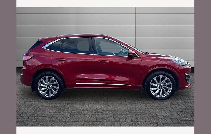 Used Ford Kuga Vignale 190 HP (139 kW) 2024 Red SUV