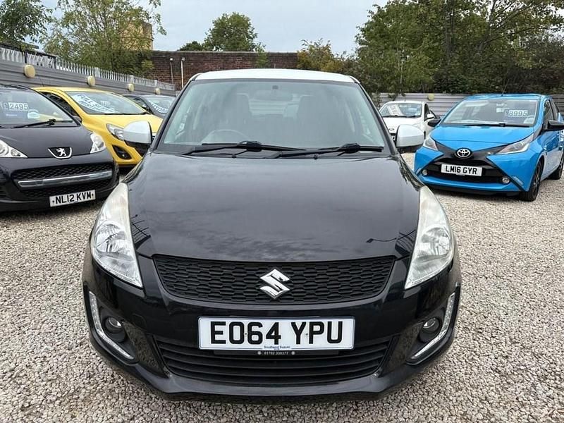 Used Suzuki Swift SZ-L 94 HP (69 kW) 2014 Black/white Hatchback