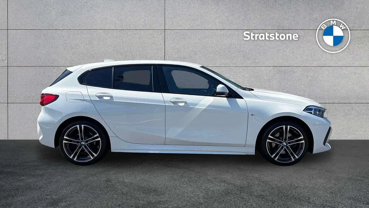 Used BMW 118 M Sport 134 HP (98 kW) 2024 White Hatchback