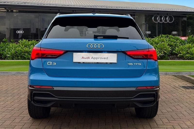 Used Audi Q3 Black Edition 150 HP (110 kW) 2022 Blue SUV