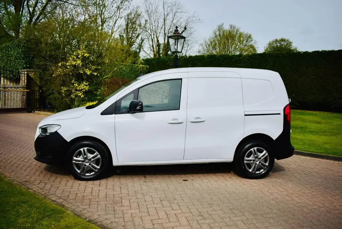 Used Mercedes Citan 110 95 HP (69 kW) 2024 White