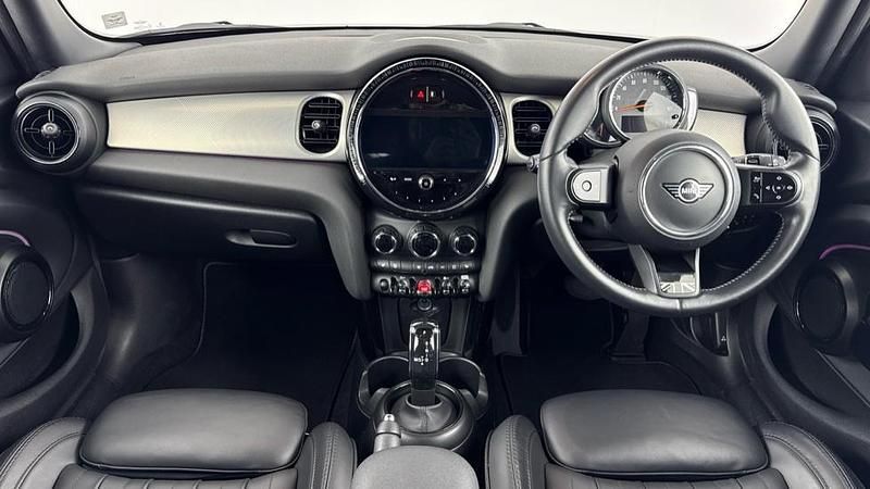 Used Mini Cooper Exclusive 136 HP (100 kW) 2022 Black Hatchback