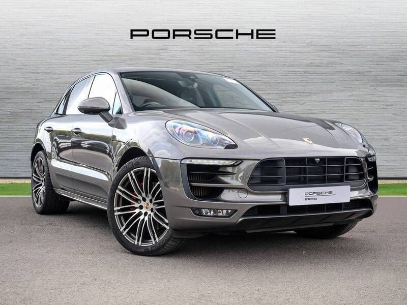 Agate grey metallic Used 2018 Porsche Macan GTS SUV | £36,990 (Good price) - Image 1/4
