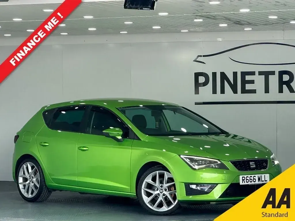 Begagnad Seat Leon FR 150 HK (110 kW) 2013 Grön Halvkombi