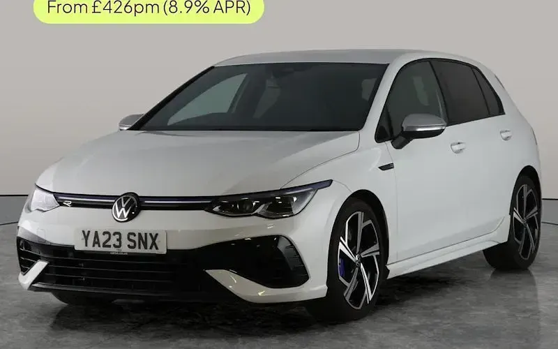 Begagnad VW Golf VIII R 320 HK (235 kW) 2023 Halvkombi