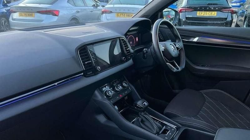 Used Skoda Karoq SportLine 150 HP (110 kW) 2024 Black SUV