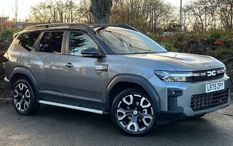 New 2025 Dacia Bigster Journey SUV | £28,112 (Good price) - Image 1/4