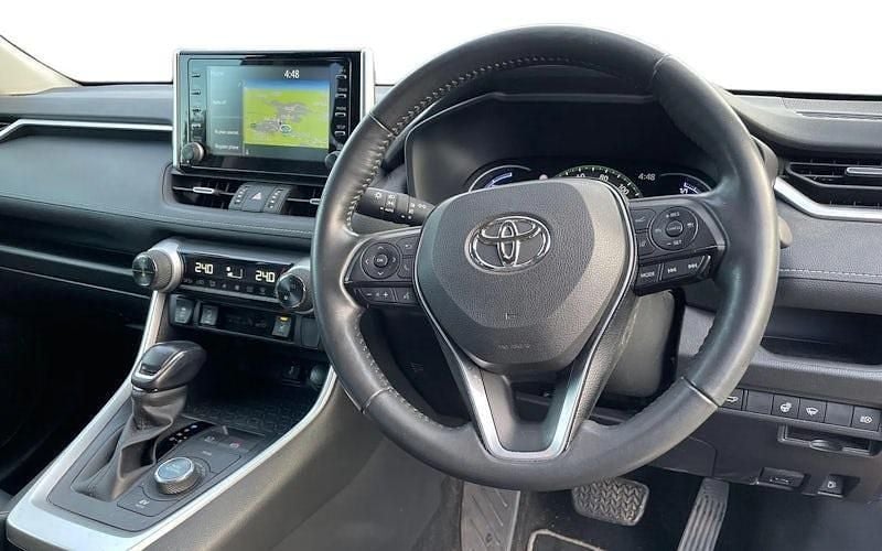 Used Toyota RAV4 222 HP (163 kW) 2025 SUV