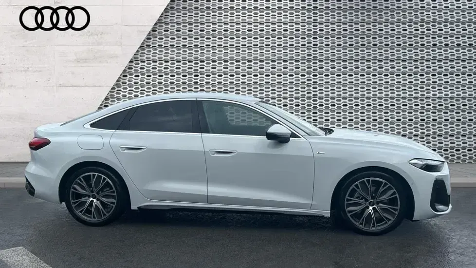 Used Audi A5 Sportback S-Line 150 HP (110 kW) 2025 White Hatchback