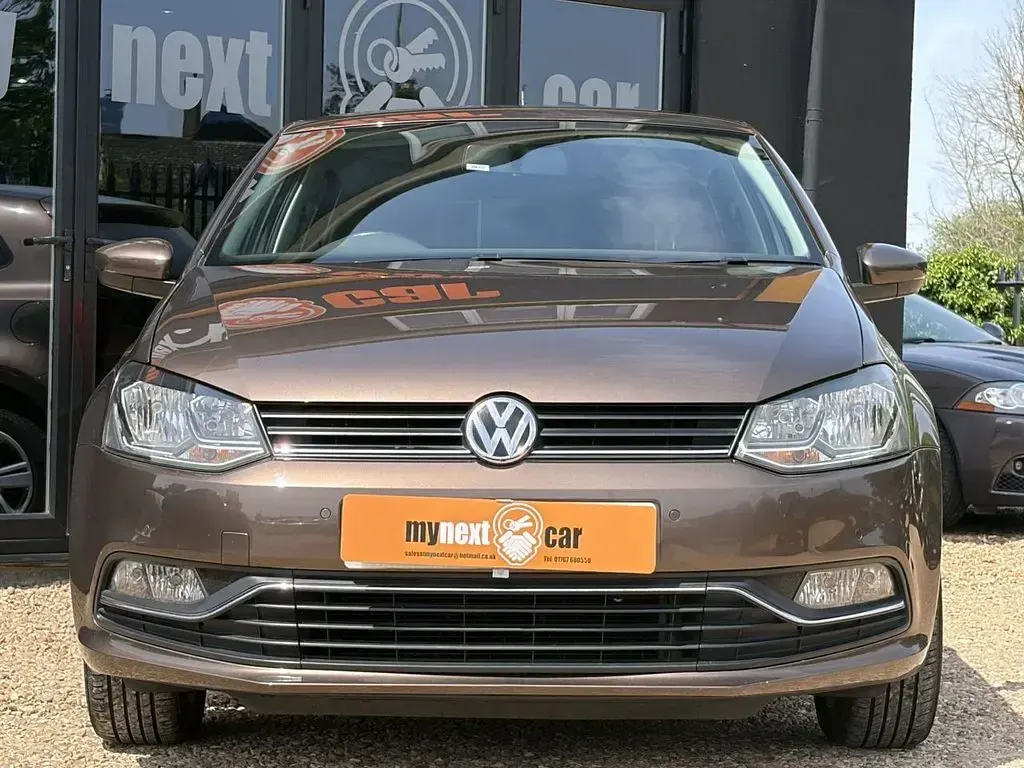 Used VW Polo Match 75 HP (55 kW) 2017 Brown Hatchback