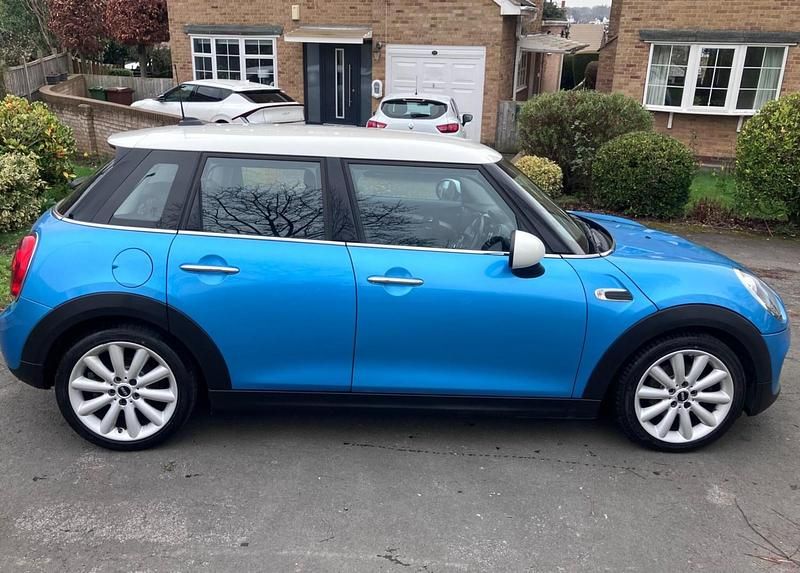 Used Mini Cooper D Hatch 2014 Blue Hatchback