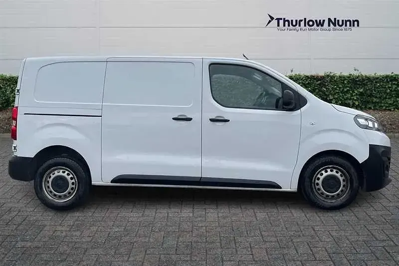 Używany Citroën Dispatch 2023 Biały Minivan