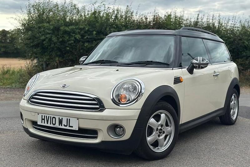 White Used 2010 Mini Cooper Clubman Estate | £3,695 (Fair price) - Image 1/1