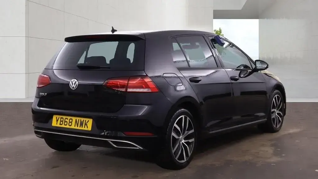 Used VW Golf VII GT 115 HP (84 kW) 2018 Black Hatchback