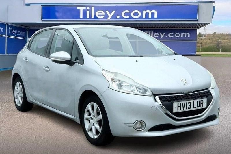 Silver Used 2013 Peugeot 208 Active Hatchback | £4,190 (Expensive) - Image 1/1