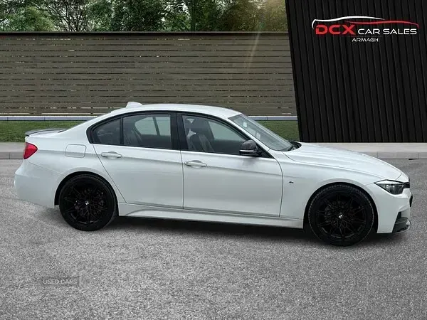Used BMW 318 M Sport 2014 White Sedan
