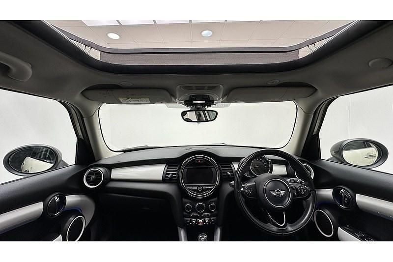 Used Mini Cooper SD Hatch 2017 Pepper white Hatchback