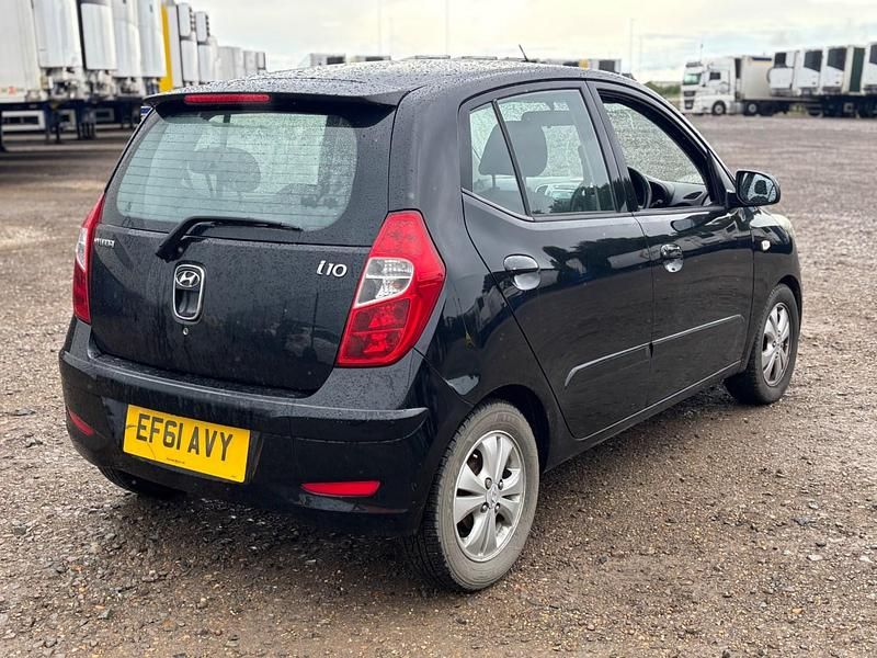 Used Hyundai i10 Style 86 HP (63 kW) 2011 Black Hatchback