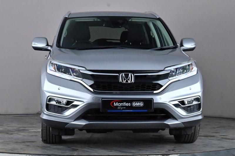 Used Honda CR-V SE Plus 155 HP (114 kW) 2018 Silver SUV