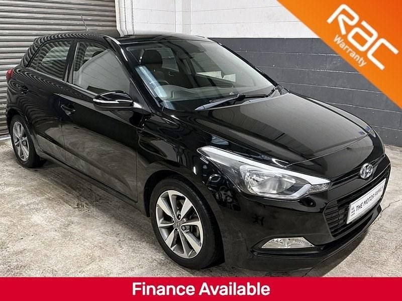 Black Used 2017 Hyundai i20 Edition Hatchback | £6,425 (Good price) - Image 1/4