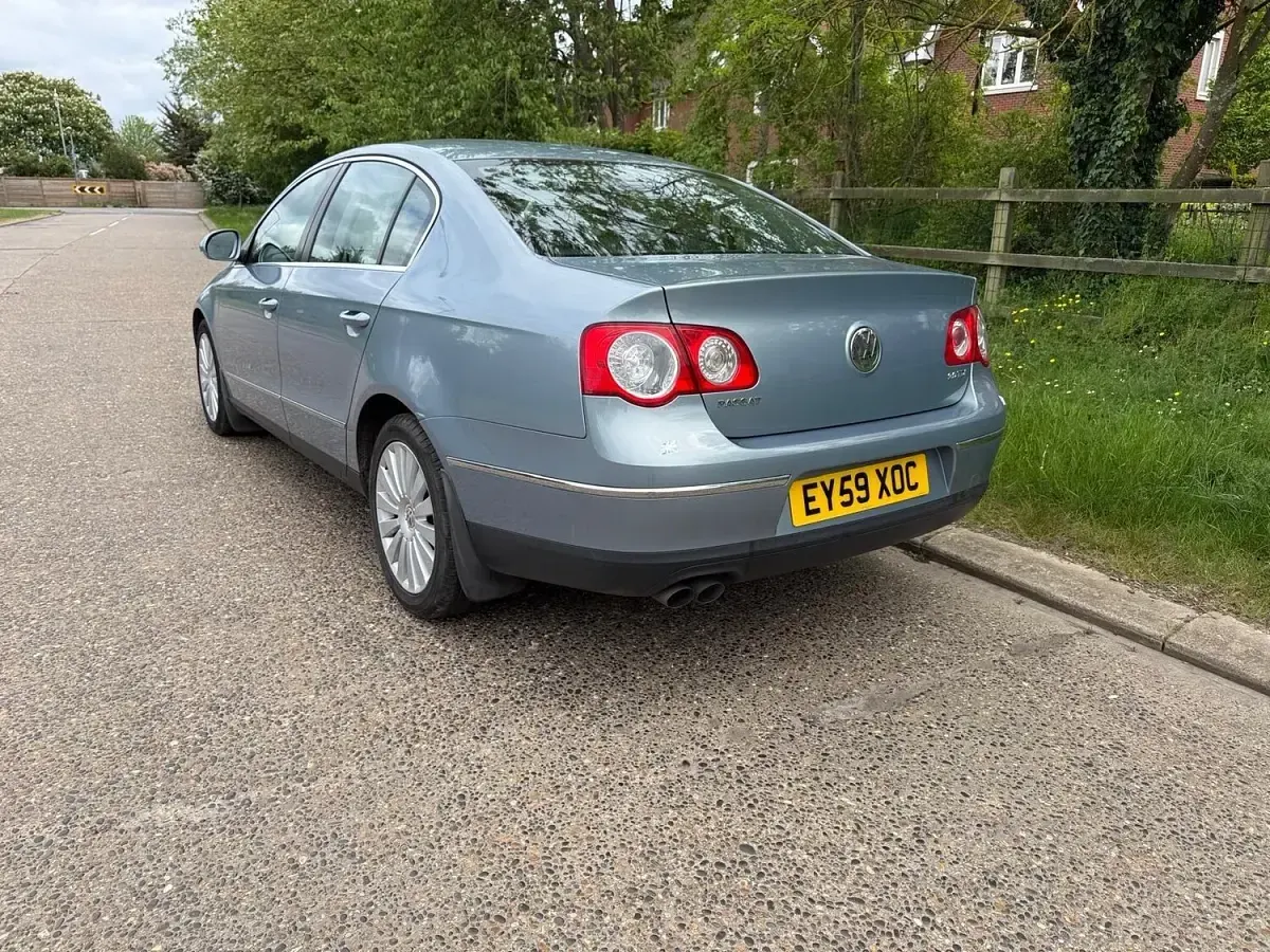 Used VW Passat Highline 2009 Grey Sedan