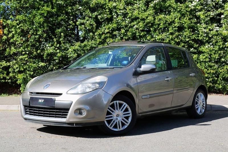 Used Renault Clio II Initiale 2010 Beige Hatchback