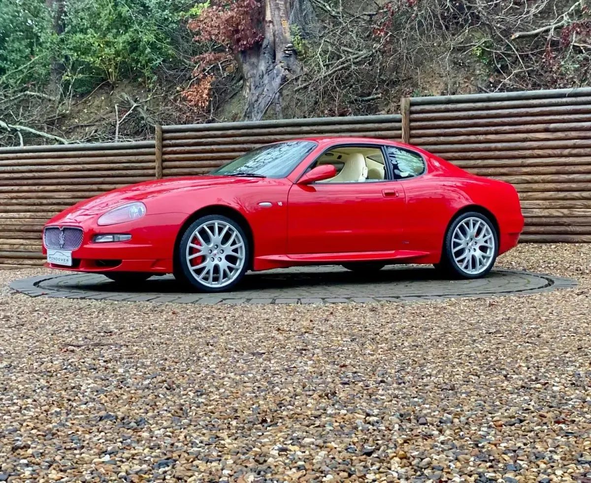 Used Maserati GranSport 400 HP (294 kW) 2006 Red Cabriolet