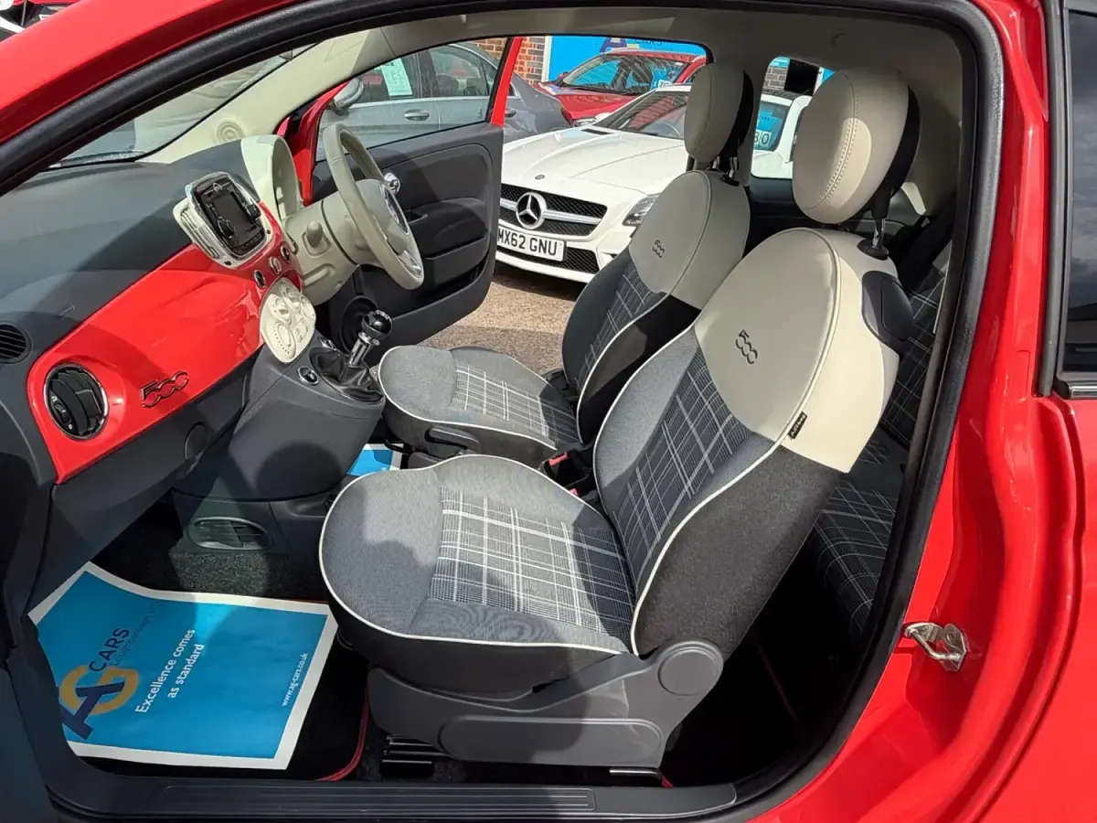 Used Fiat 500 Lounge 69 HP (50 kW) 2016 Pink Hatchback