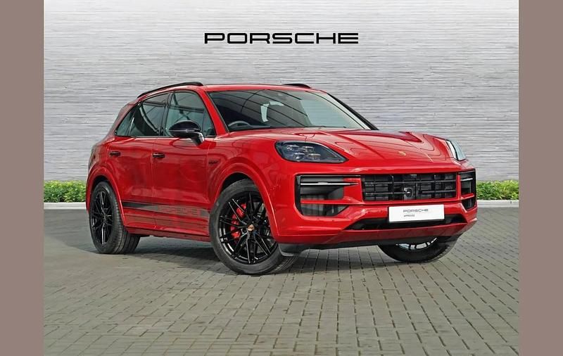 Used Porsche Cayenne S E-Hybrid Black Edition 512 HP (376 kW) 2025 Red SUV