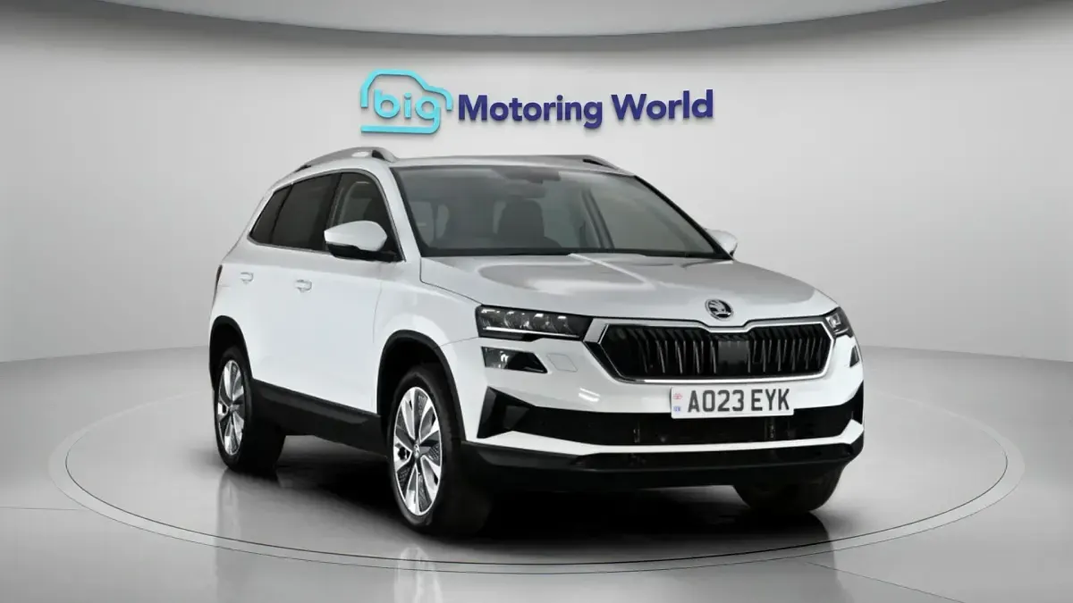 Used Skoda Karoq SE L 150 HP (110 kW) 2023 White SUV
