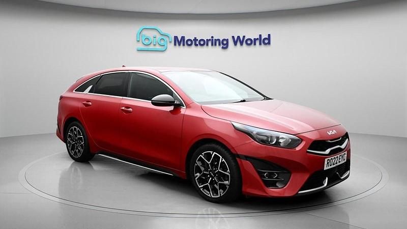 Used Kia ProCeed GT-Line 158 HP (116 kW) 2022 Red Estate
