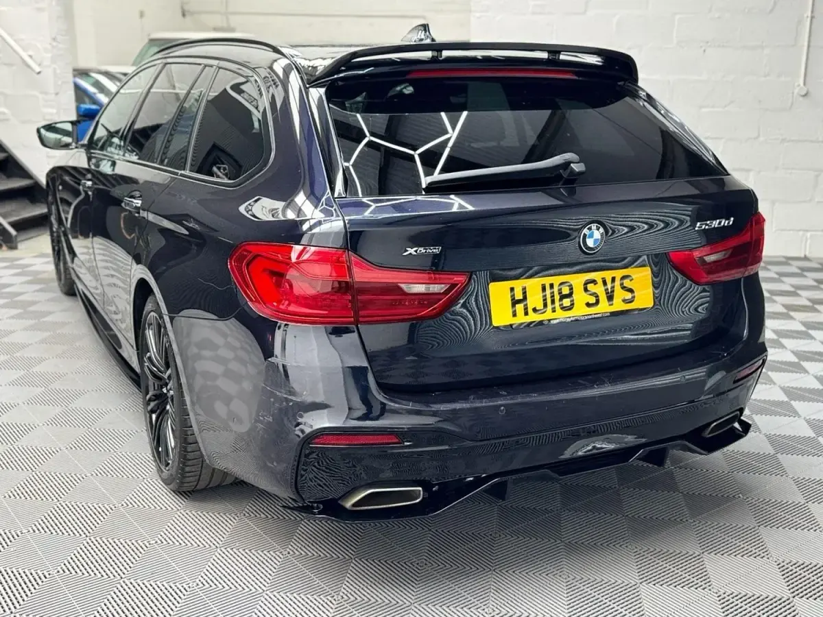 Begagnad BMW 530 M Sport 2018 Svart Kombi