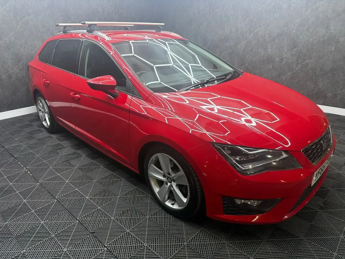 Used Seat Leon FR 2015 Red Estate