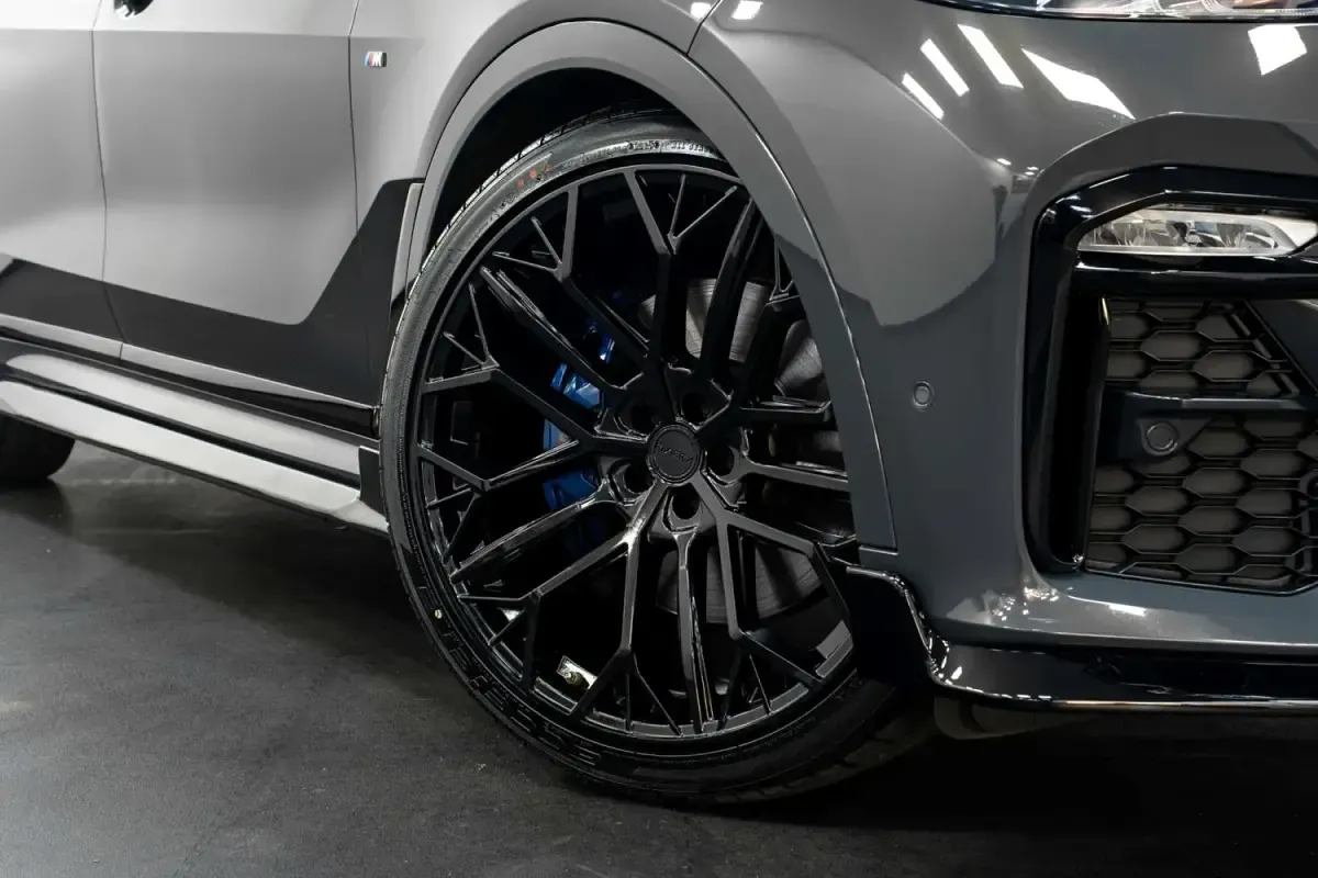 Usado BMW X7 M Sport 376 HP (276 kW) 2021 Cinzento SUV