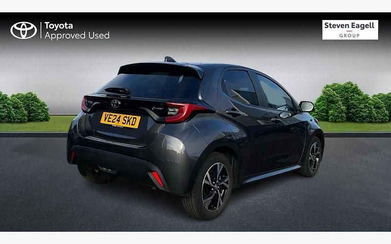 Used Toyota Yaris Hybrid Design 116 HP (85 kW) 2026 Hatchback