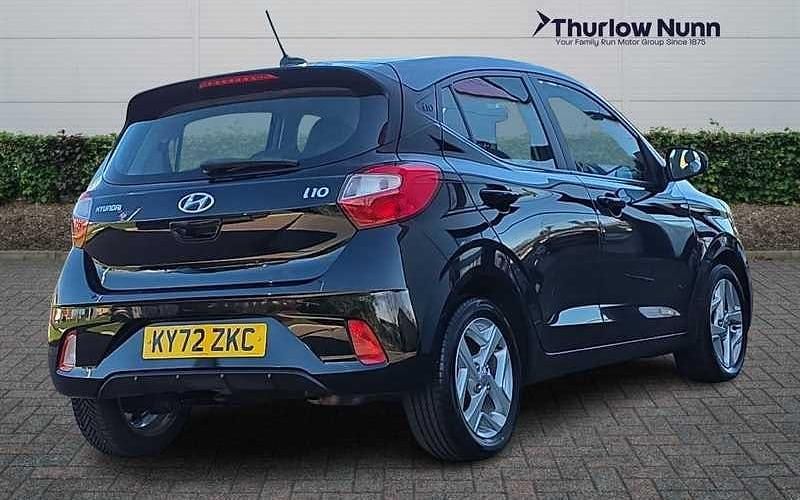 Used Hyundai i10 SE 84 HP (61 kW) 2022 Phantom black/black cloth Hatchback