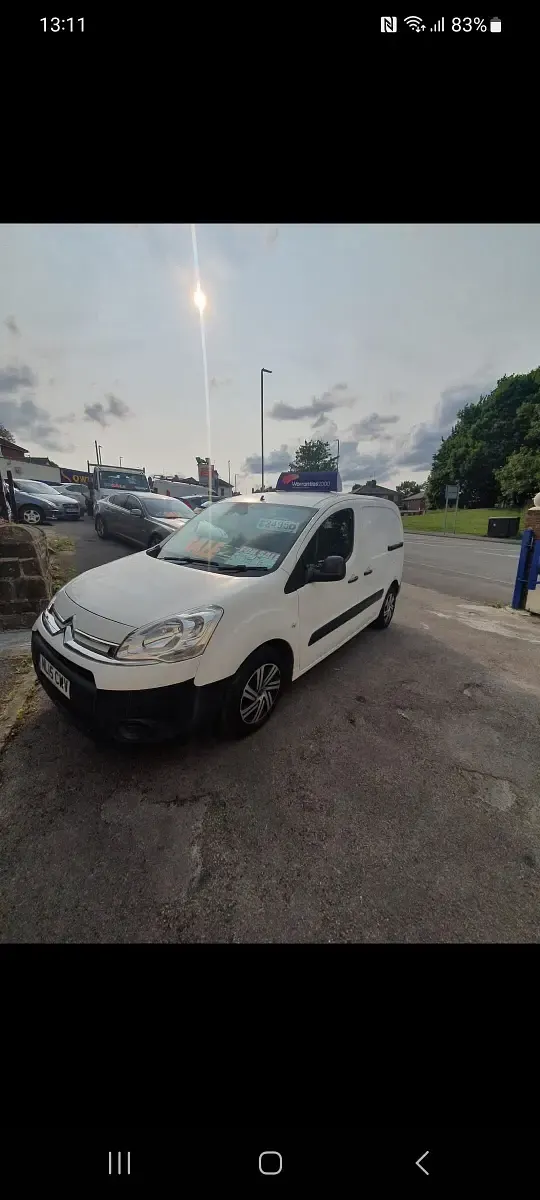 Used Citroën Berlingo 75 HP (55 kW) 2015 White MPV