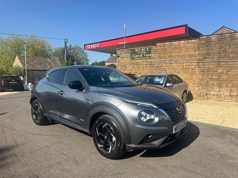 Usado Nissan Juke N-Connecta 2023 Cinzento SUV