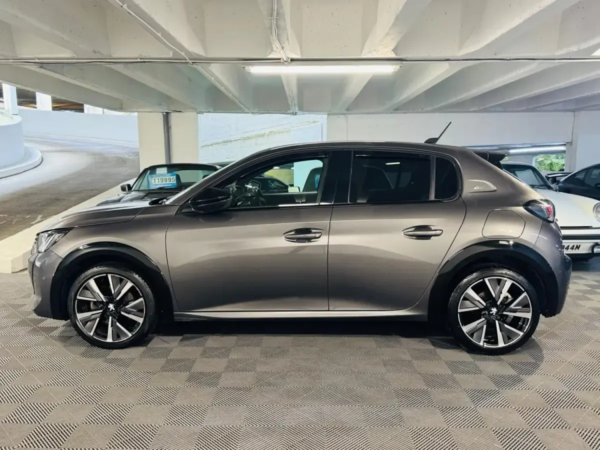 Gebraucht Peugeot 208 GTi 100 PS (73 kW) 2022 Grau Kleinwagen