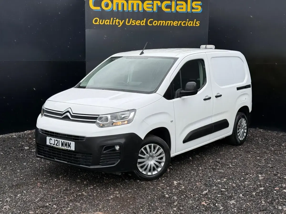 Used Citroën Berlingo 75 HP (55 kW) 2021 White MPV