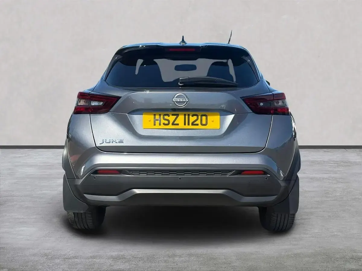 Used Nissan Juke N-Connecta 114 HP (83 kW) 2023 Grey SUV