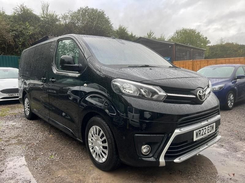 Black Used 2022 Toyota Proace Verso City Estate | £17,995 (Good price) - Image 1/4