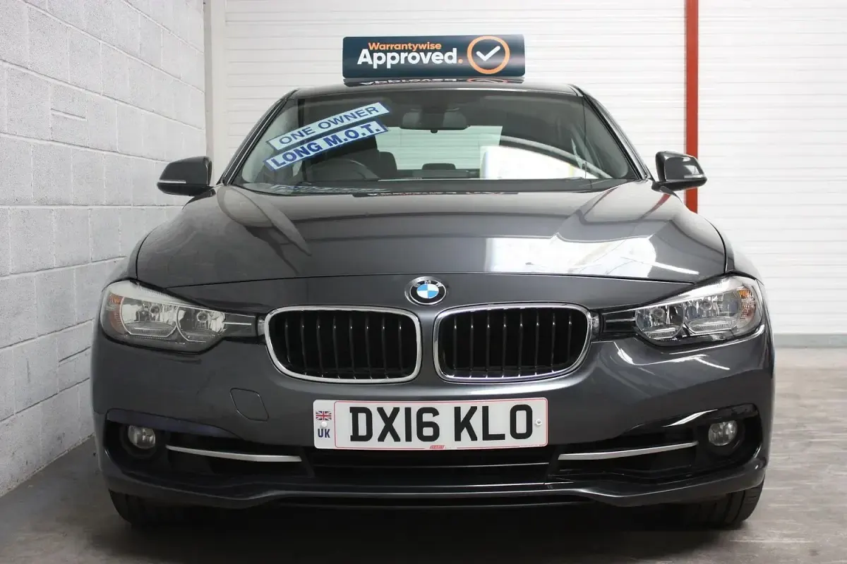Used BMW 320 Sport Line 184 HP (135 kW) 2016 Grey Sedan