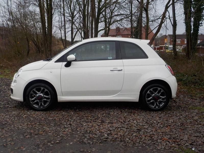 Used Fiat 500 S 69 HP (50 kW) 2014 White Hatchback