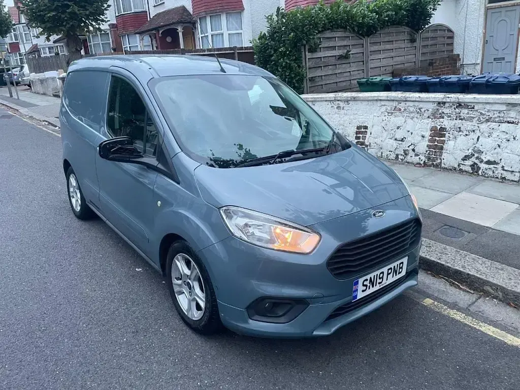 Used Ford Transit Limited 100 HP (73 kW) 2019 Blue Van