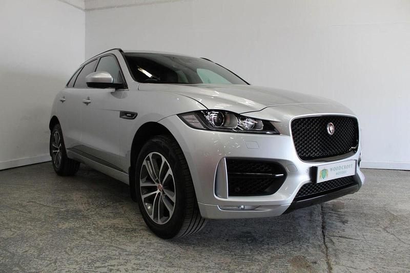 Silver Used 2016 Jaguar F-Pace R-Sport SUV | £15,495 (Fair price) - Image 1/3