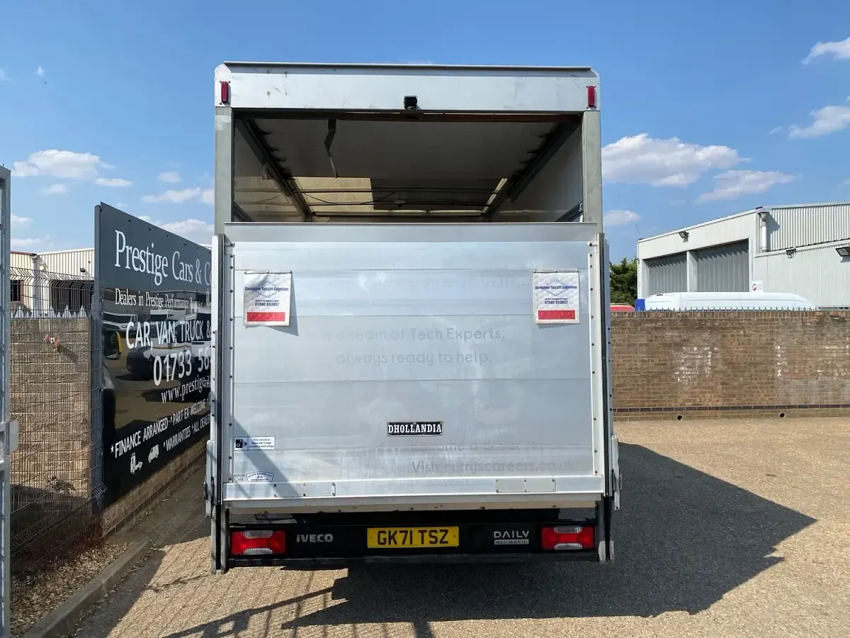 Used Iveco Daily 180 HP (132 kW) 2022 White Van